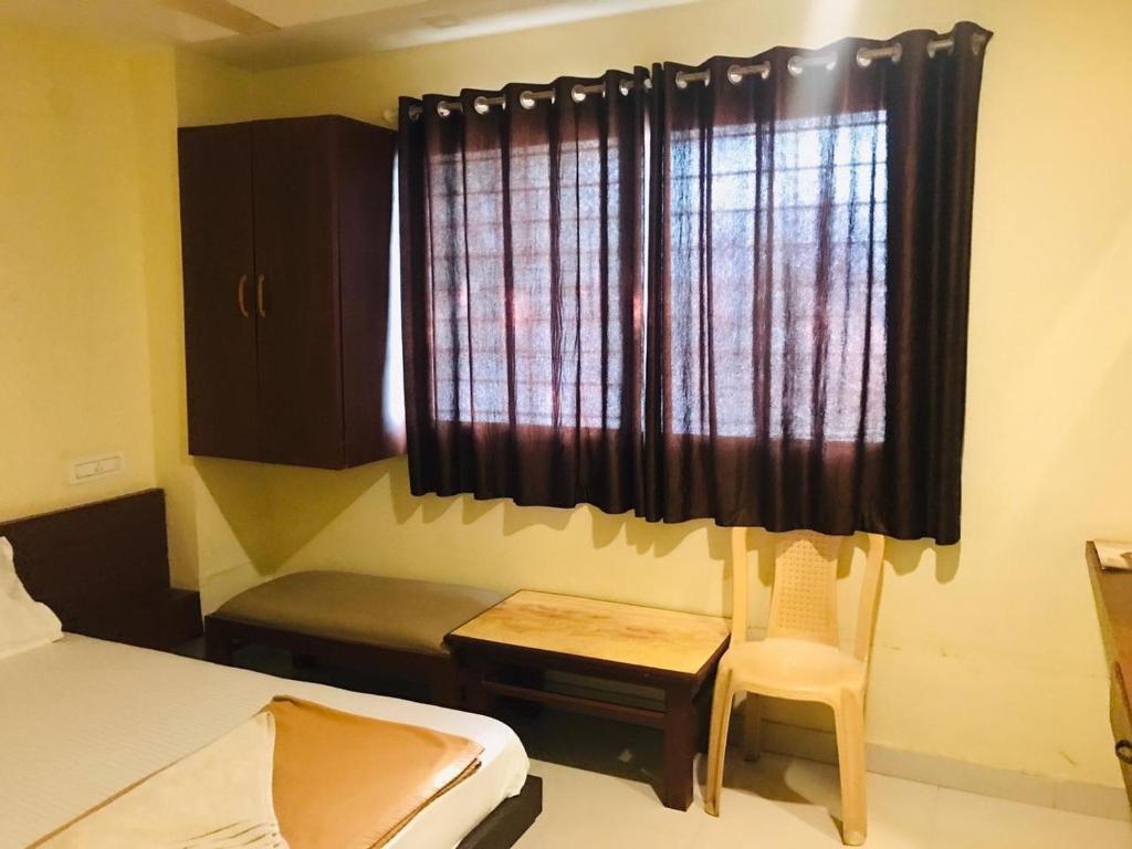 Staymaker Bright Palace Residency Shimoga Eksteriør billede