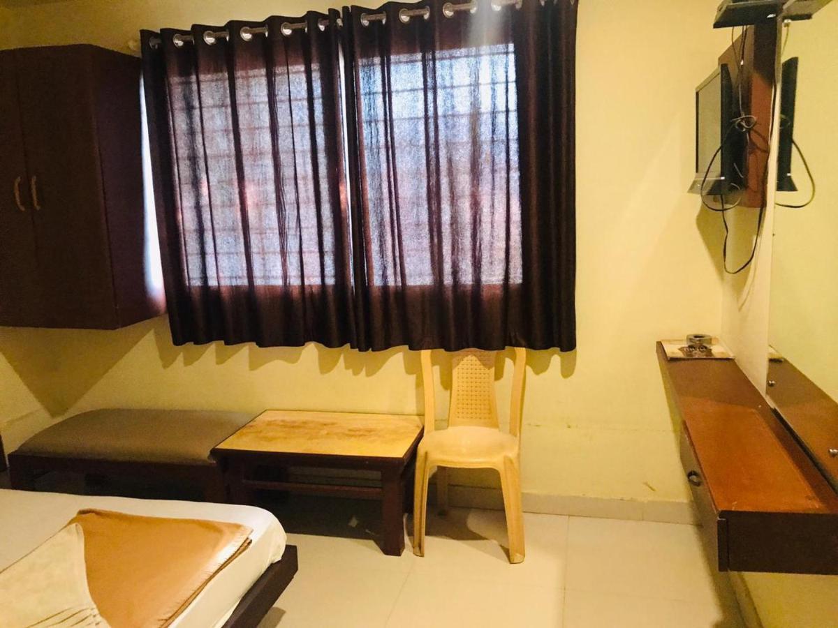 Staymaker Bright Palace Residency Shimoga Eksteriør billede